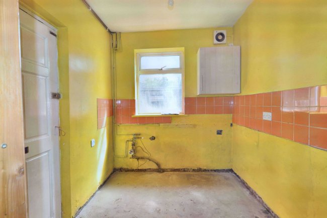 21 Tapton Terrace, Chesterfield, S41 7UF 3