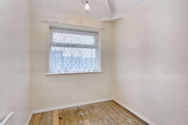 235 Furlong Road, Stoke-On-Trent ST6 5UP 1