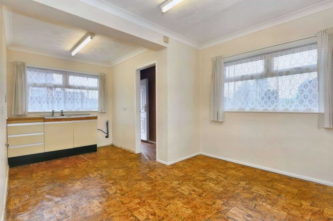 235 Furlong Road, Stoke-On-Trent ST6 5UP 1