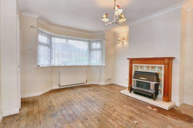 235 Furlong Road, Stoke-On-Trent ST6 5UP 1