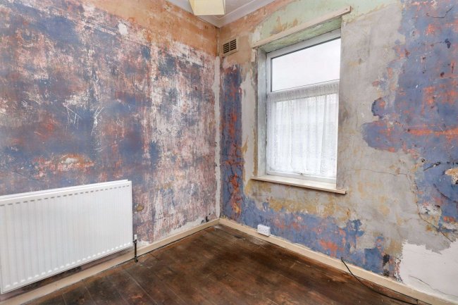 16 Halsnead Avenue, Whiston, Prescot, L35 3SD 10