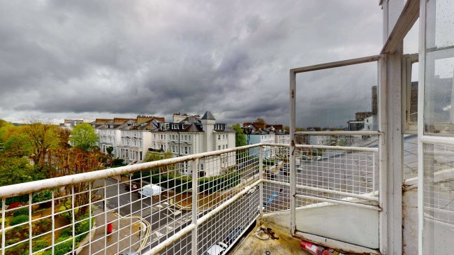 67E Belsize Park Gardens, Hampstead, London, NW3 4JN 10