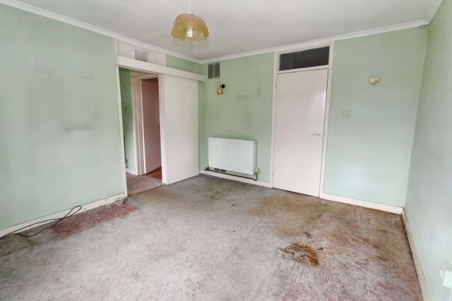 371 Sturry Road, Canterbury, Kent, CT2 0AA 8