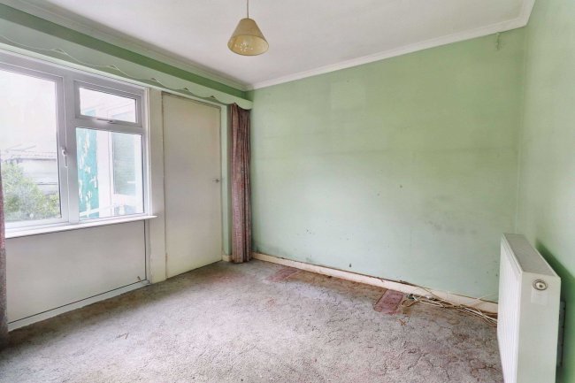 371 Sturry Road, Canterbury, Kent, CT2 0AA 8