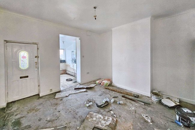 10 Edmund Street, Accrington, Lancashire, BB5 2HJ 9