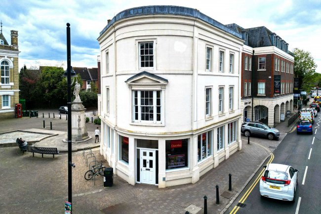 Cygnet House, 2 Clarence Street, Staines-upon-Thames TW18 4SP 2