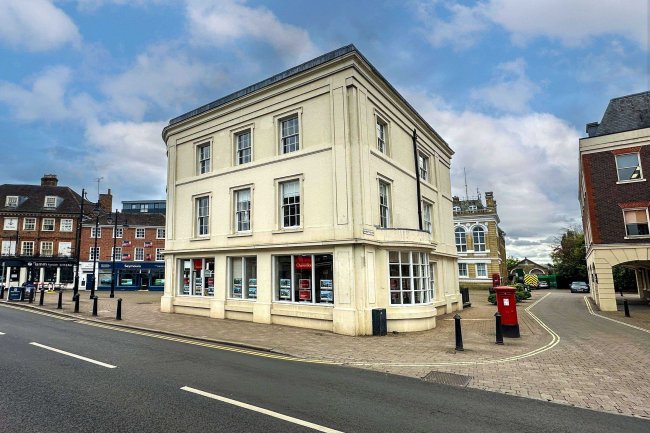 Cygnet House, 2 Clarence Street, Staines-upon-Thames TW18 4SP 2