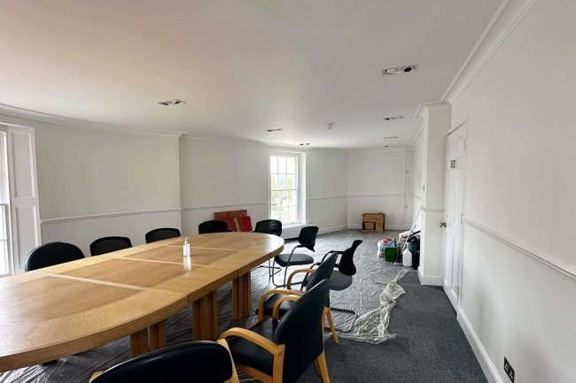 Cygnet House, 2 Clarence Street, Staines-upon-Thames TW18 4SP 2