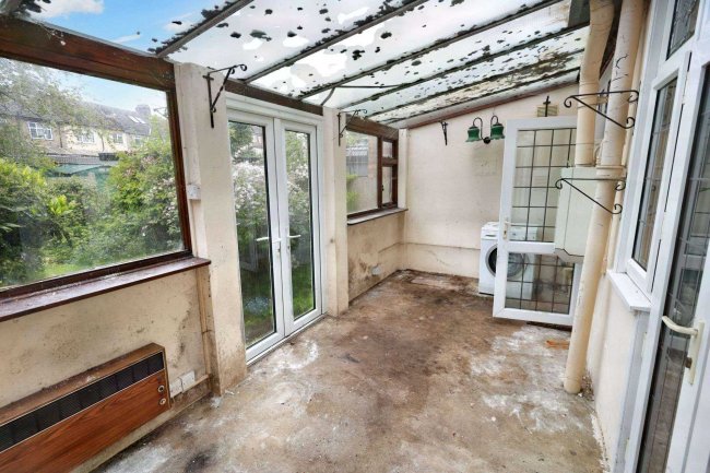 48 Holland Park Avenue, Ilford, Essex, IG3 8JS 2