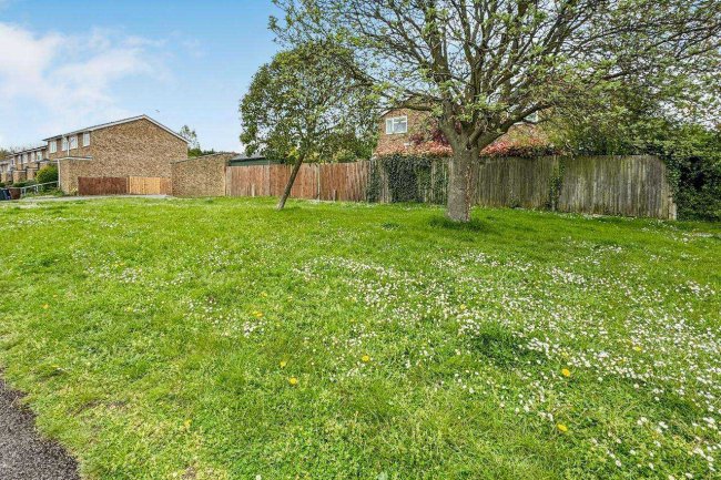 Land adjacent to 11 The Brickfields, Ware, SG12 0AZ 6