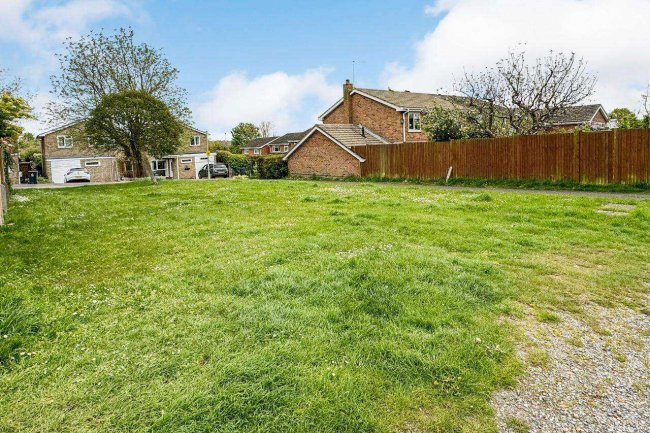 Land adjacent to 11 The Brickfields, Ware, SG12 0AZ 6