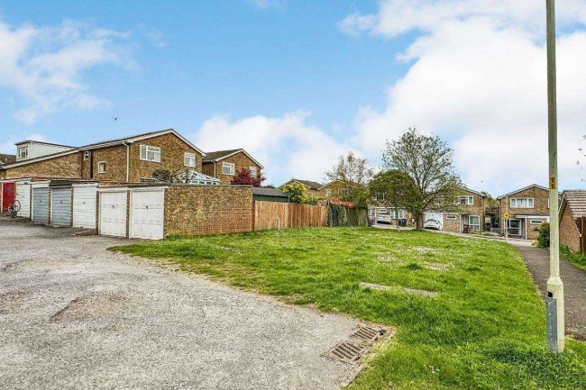 Land adjacent to 11 The Brickfields, Ware, SG12 0AZ 6