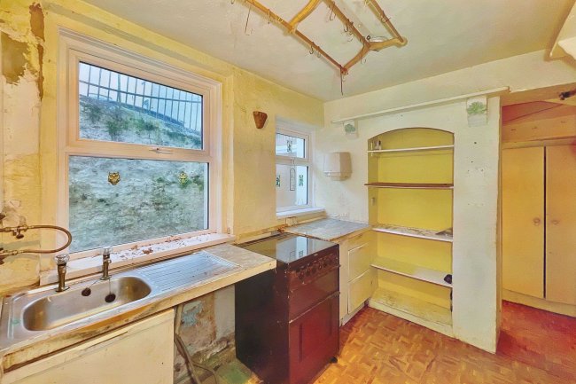 21 Torridge Mount, Bideford, Devon, EX39 4EH 4