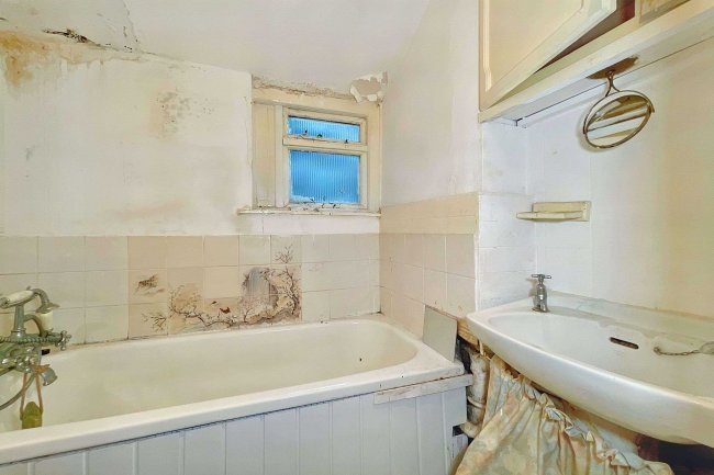 21 Torridge Mount, Bideford, Devon, EX39 4EH 4