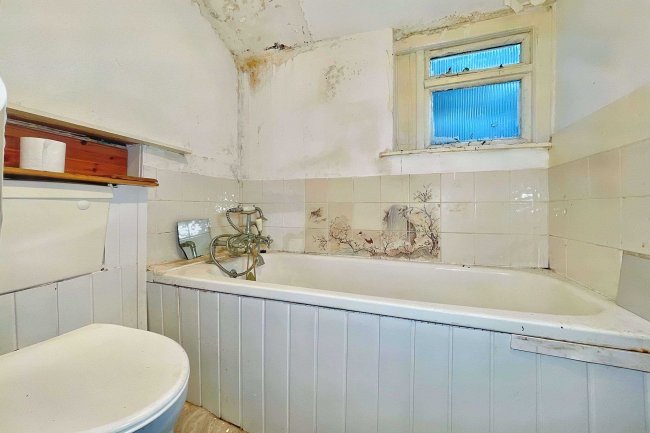 21 Torridge Mount, Bideford, Devon, EX39 4EH 4