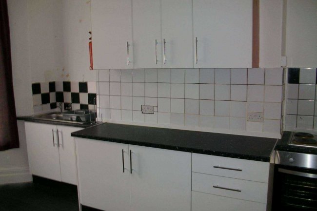 9 Woodfield Road, Blackpool, Lancashire, FY1 6AX 2