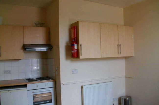 9 Woodfield Road, Blackpool, Lancashire, FY1 6AX 2