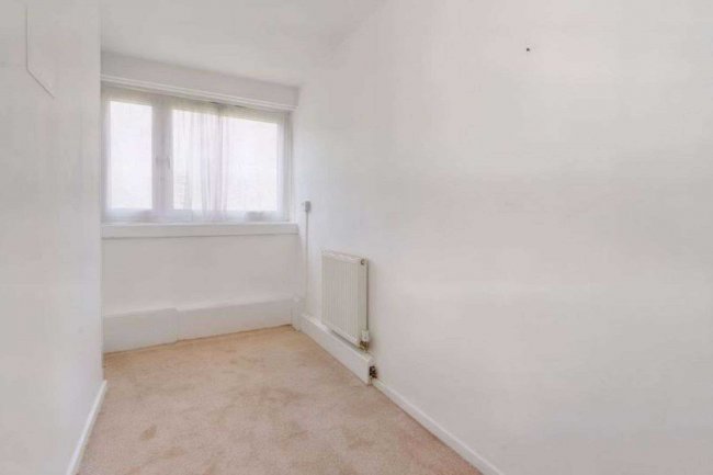 Flat 9 Lyndhurst House, Ellisfield Drive, Putney, London, SW15 4DR 7