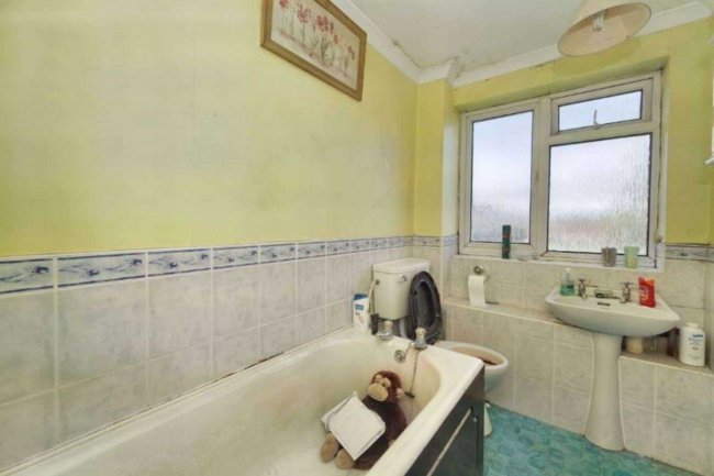 114 Cookham Road, Maidenhead, Berkshire, SL6 7HR 4