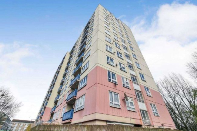 58 Gainsborough Tower, Academy Gardens, Northolt, Middlesex, UB5 5PF 10