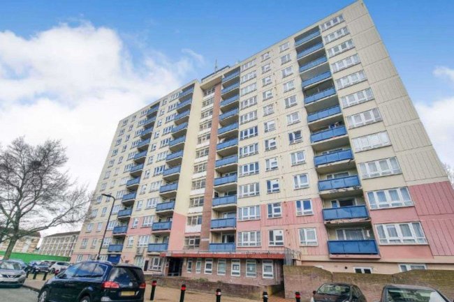 58 Gainsborough Tower, Academy Gardens, Northolt, Middlesex, UB5 5PF 10