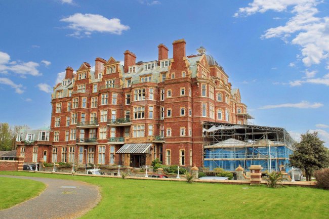 Kensington Suite, The Grand, The Leas, Folkestone, Kent, CT20 2LR 4