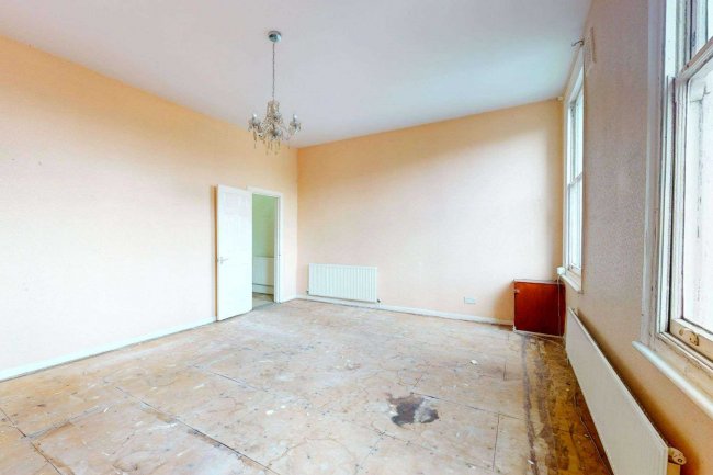 8B Vicarage Park, Greenwich, London SE18 7SX 7