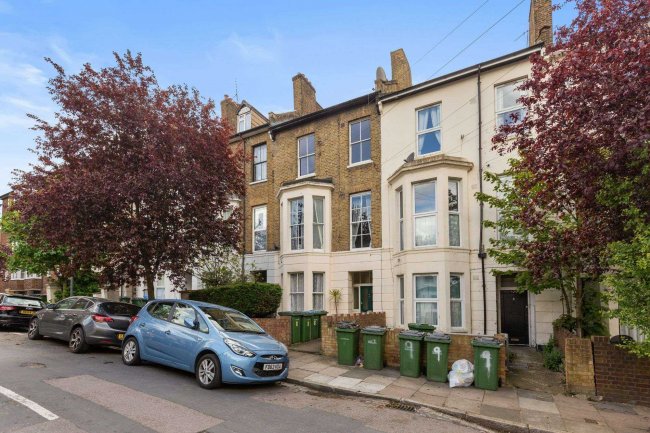 8B Vicarage Park, Greenwich, London SE18 7SX 7