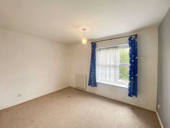 165 Stourton Avenue, Feltham, Middlesex, TW13 6LD 1