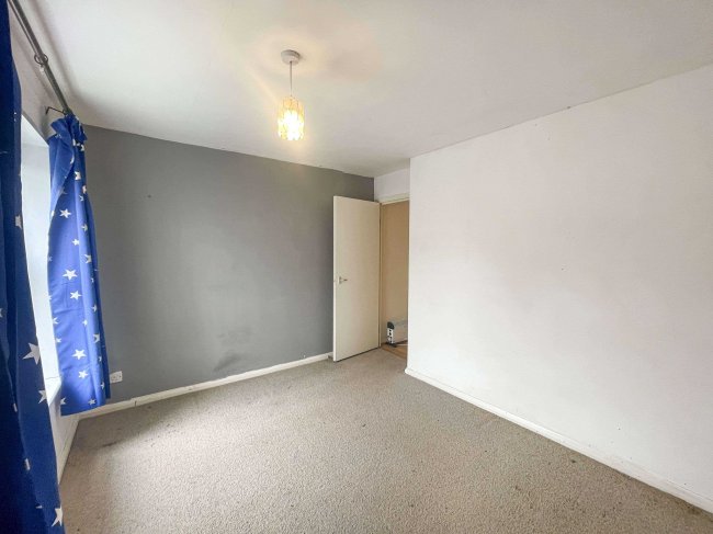 165 Stourton Avenue, Feltham, Middlesex, TW13 6LD 1