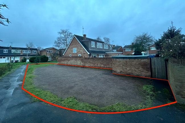 Land adjoining 9 Camberton Road Leighton Buzzard LU7 2UN 7