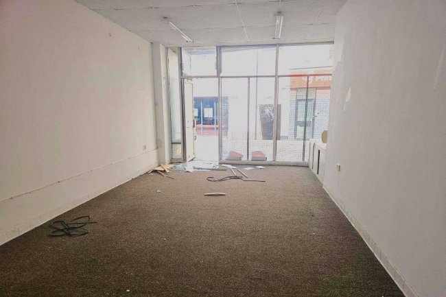 2 Commercial Street, Pontypool, NP4 6JJ 5