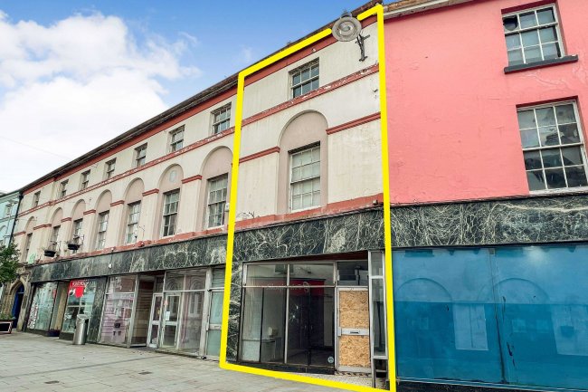 2 Commercial Street, Pontypool, NP4 6JJ 5