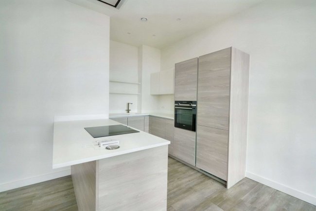 Flat 209, The Bank, 58 Sheepcote Street, Birmingham B16 8WN 6