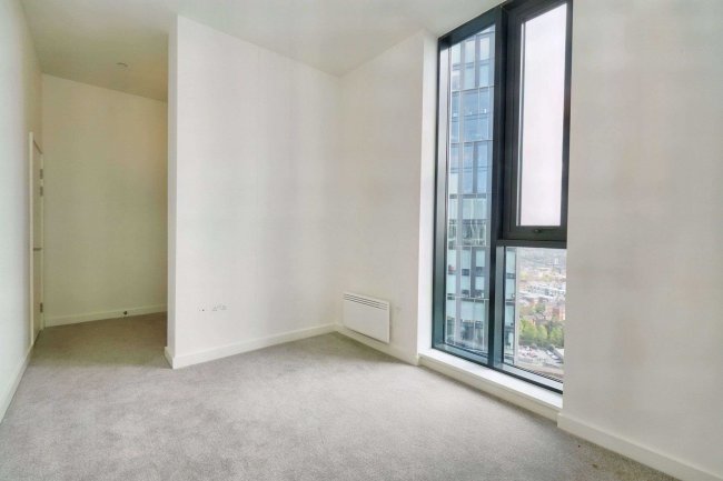 Flat 209, The Bank, 58 Sheepcote Street, Birmingham B16 8WN 6