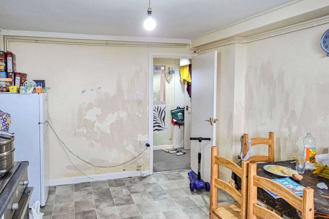 Flat 34, Newbury House, Partridge Way, London, Haringey, N22 8DX 2