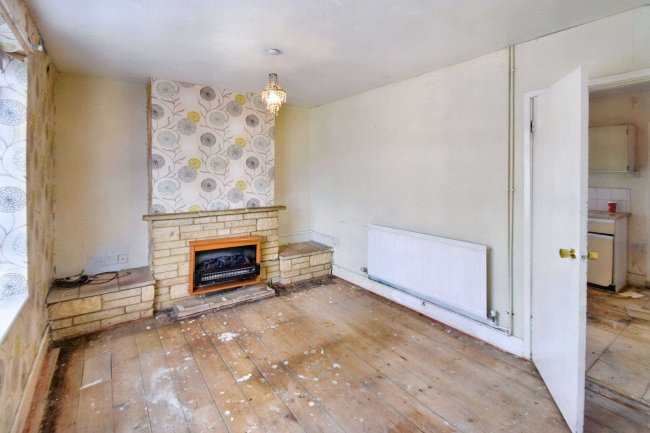 17 Witts Lane, Purton, Swindon, Wiltshire SN5 4ER 3