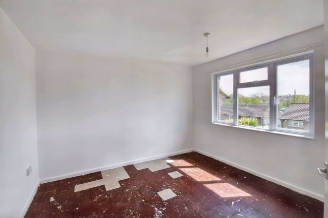 16 Downs View, Royal Wootton Bassett, Swindon, Wiltshire, SN4 8AD 1