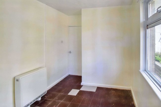 16 Downs View, Royal Wootton Bassett, Swindon, Wiltshire, SN4 8AD 1