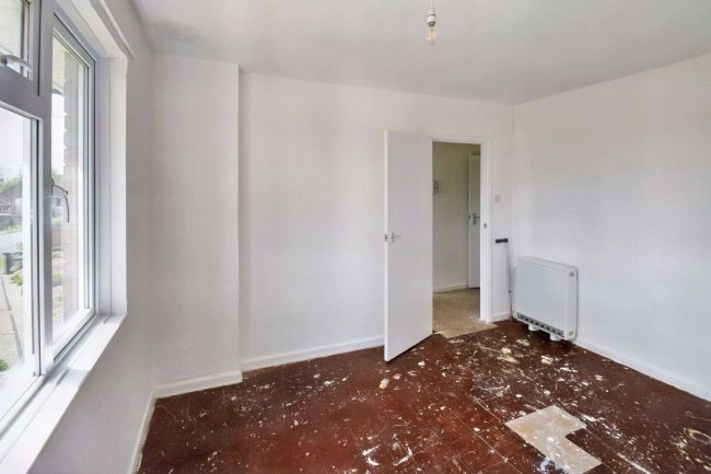 16 Downs View, Royal Wootton Bassett, Swindon, Wiltshire, SN4 8AD 1