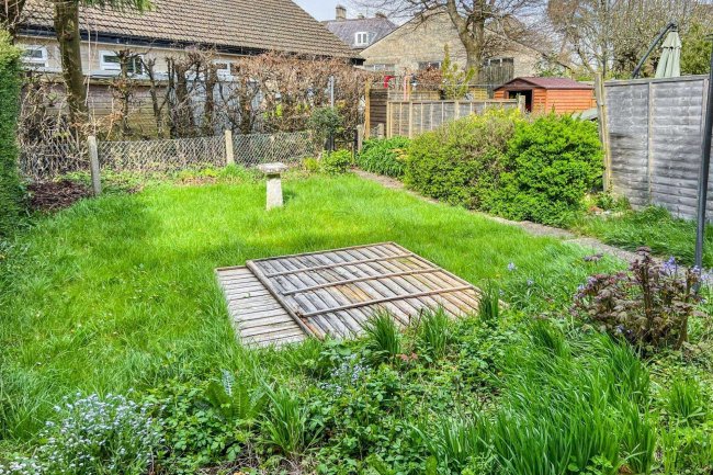 7 Tupman Road, Corsham, Wiltshire, SN13 0AA 1