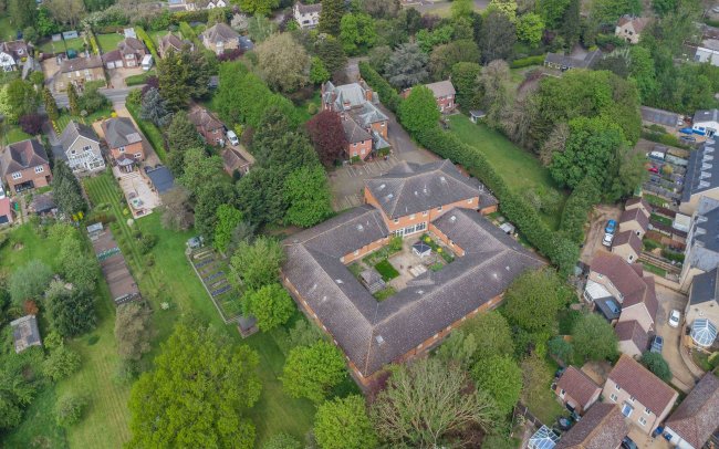 The Red House, Bury Road, Huntingdon, Cambridgeshire PE26 1NA 8