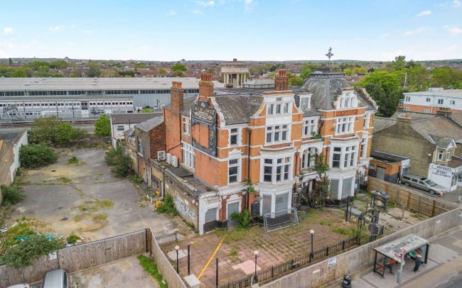 The Former Cauliflower Public House, 553 High Road, Ilford, London IG1 1TZ 6