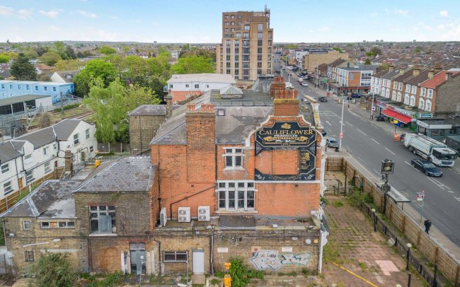 The Former Cauliflower Public House, 553 High Road, Ilford, London IG1 1TZ 6