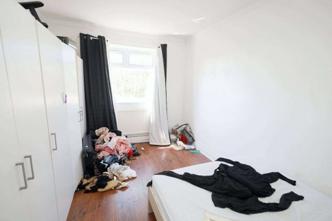 9A Alandale Drive, Northwood, Pinner, HA5 3UP 1