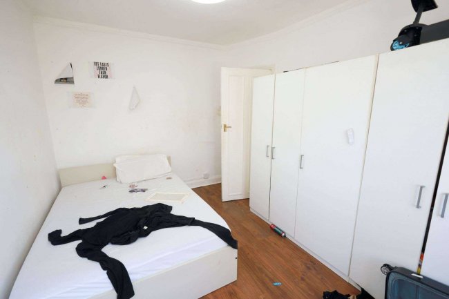 9A Alandale Drive, Northwood, Pinner, HA5 3UP 1