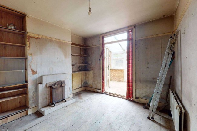 35 Forlease Road, Maidenhead, SL6 1RX 7