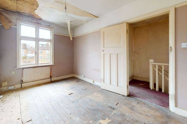 35 Forlease Road, Maidenhead, SL6 1RX 7