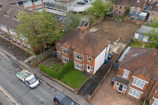 35 Forlease Road, Maidenhead, SL6 1RX 7