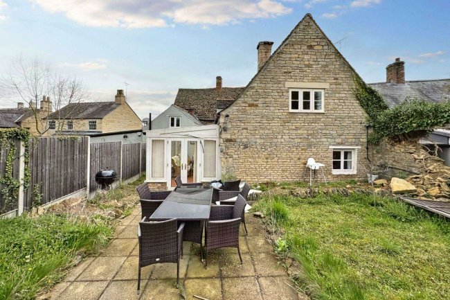 68 West Street, Kings Cliffe, Peterborough, PE8 6XA 3